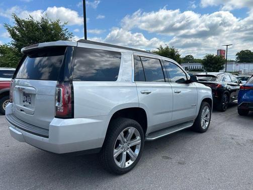 Quicksilver Metallic 2016 GMC Yukon SLT