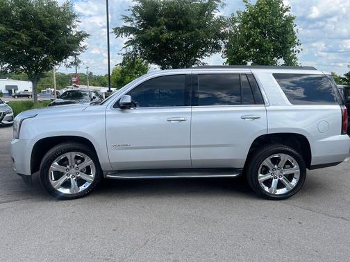 Quicksilver Metallic 2016 GMC Yukon SLT