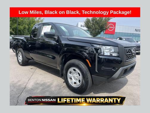 Super Black 2022 Nissan Frontier S