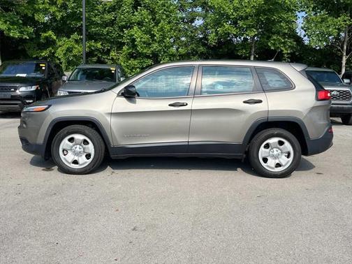 2017 Jeep Cherokee Sport