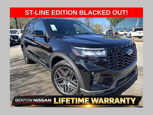 Black Metallic 2025 Ford Explorer ST-Line