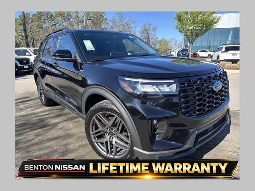 Black Metallic 2025 Ford Explorer ST-Line