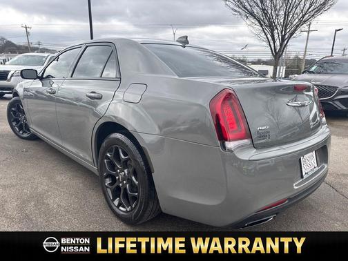 2019 Chrysler 300 S
