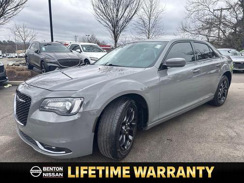 2019 Chrysler 300 S