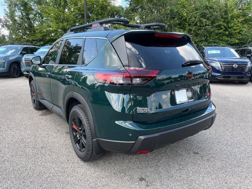 Obsidian Green 2026 Nissan Rogue Rock Creek