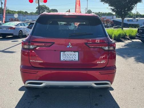 2024 Mitsubishi Outlander PHEV SEL