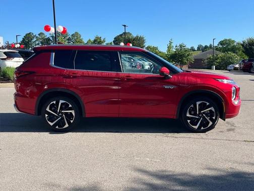 2024 Mitsubishi Outlander PHEV SEL