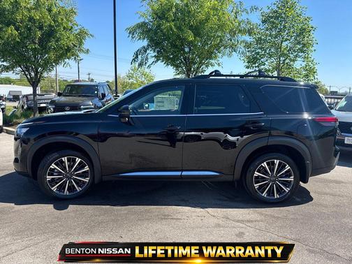 Super Black 2026 Nissan Pathfinder Platinum