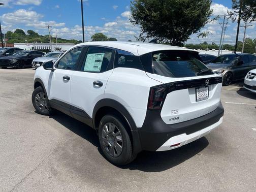 Fresh Powder 2026 Nissan Kicks S