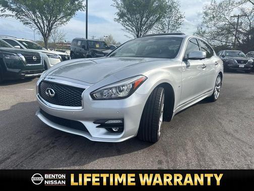 Liquid Platinum 2018 INFINITI Q70 3.7 LUXE