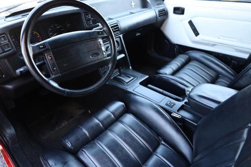 1992 Ford Mustang LX 5.0L Sport