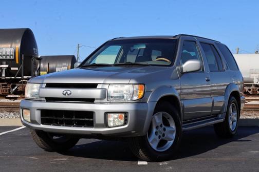2001 INFINITI QX4 