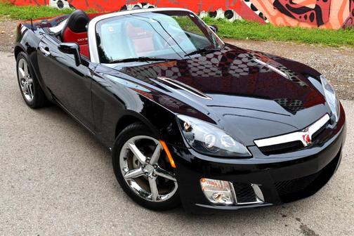 2007 Saturn Sky Red Line