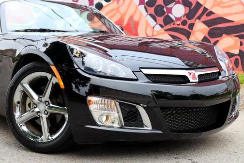 2007 Saturn Sky Red Line