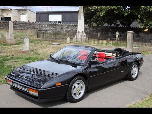 1989 Ferrari Mondial t 