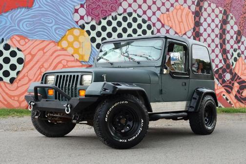 Dark Green 1994 Jeep Wrangler SE 4WD