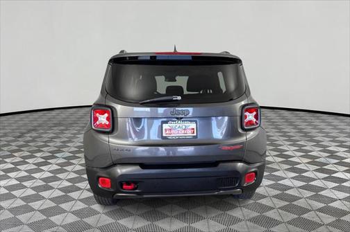 2016 Jeep Renegade Trailhawk