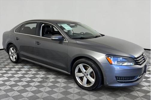 2013 Volkswagen Passat 2.5 SE