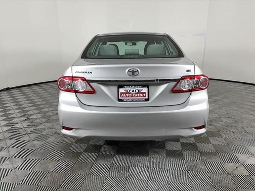 2011 Toyota Corolla LE