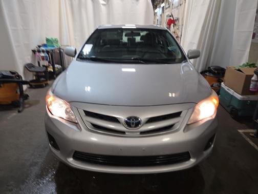 2011 Toyota Corolla LE