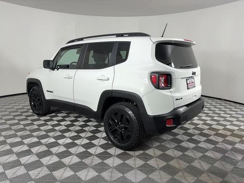 Alpine White 2018 Jeep Renegade Upland
