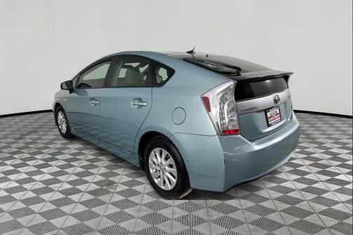 2013 Toyota Prius Plug-in Base