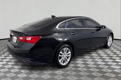 Mosaic Black Metallic 2016 Chevrolet Malibu 1LT