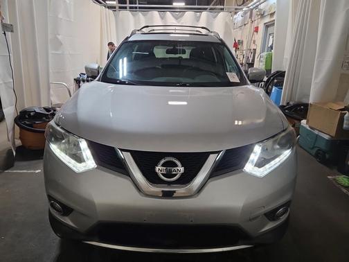 Brilliant Silver 2015 Nissan Rogue SL