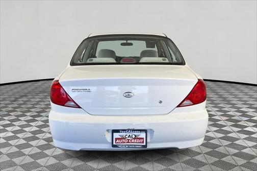 2003 Kia Spectra Base