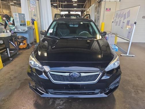 2017 Subaru Impreza 2.0i