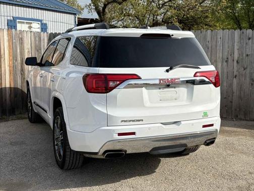 2019 GMC Acadia Denali