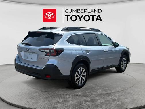 Ice Silver Metallic 2025 Subaru Outback Premium