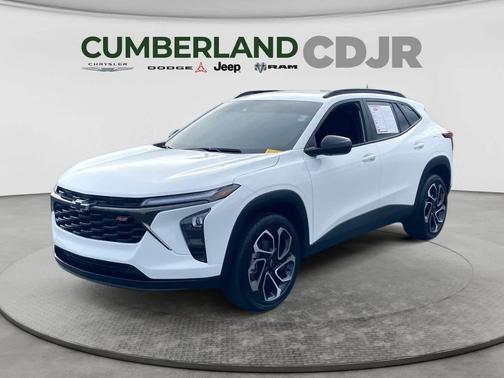 Summit White 2024 Chevrolet Trax FWD 2RS