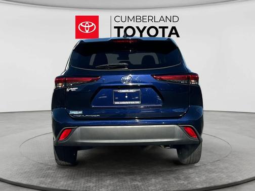 Magnetic Gray Metallic 2021 Toyota RAV4 XLE