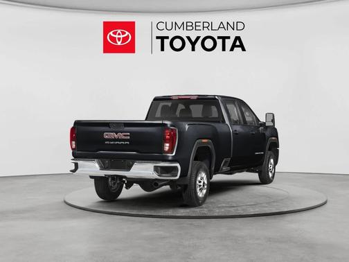 Onyx Black 2024 GMC Sierra 2500 AT4