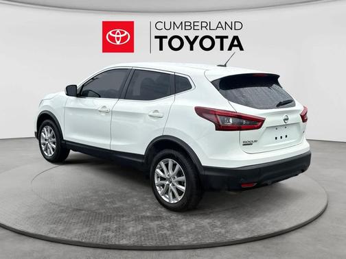 Glacier White 2022 Nissan Rogue Sport S