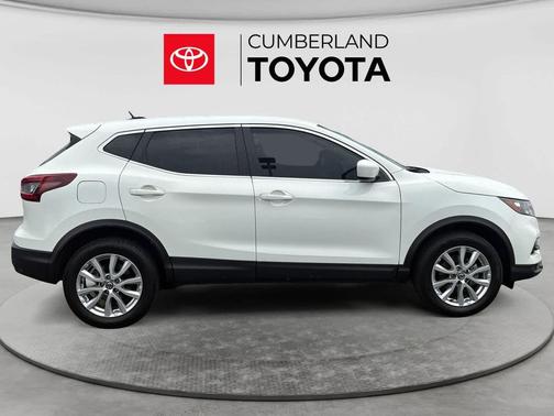 Glacier White 2022 Nissan Rogue Sport S
