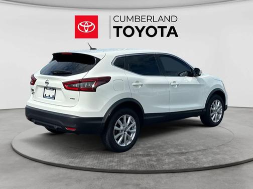 Glacier White 2022 Nissan Rogue Sport S