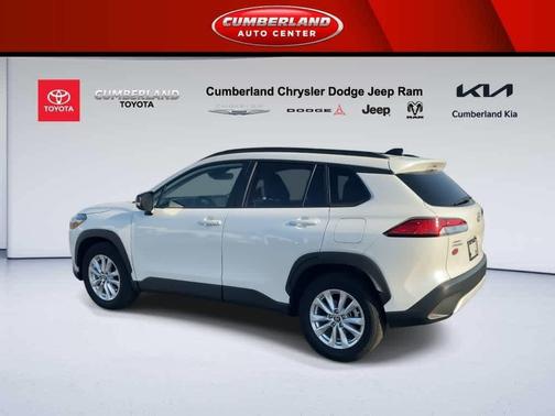 2025 Toyota Corolla Cross LE