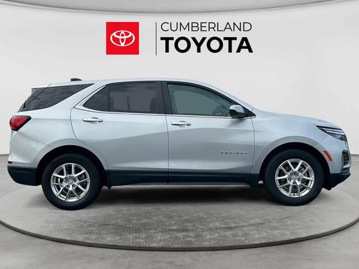 Silver Ice Metallic 2022 Chevrolet Equinox 1LT