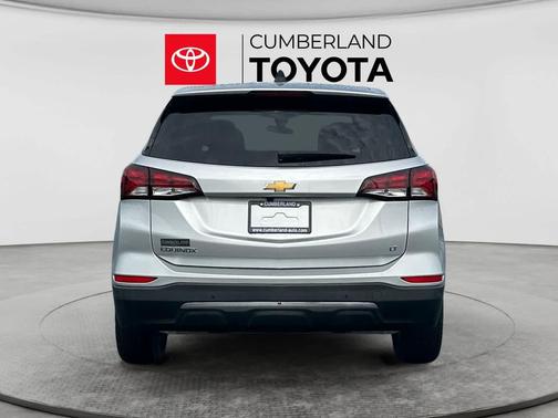 Silver Ice Metallic 2022 Chevrolet Equinox 1LT