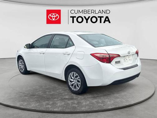 Super White 2019 Toyota Corolla LE