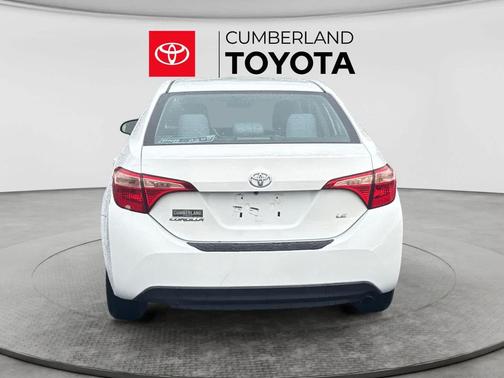 Super White 2019 Toyota Corolla LE