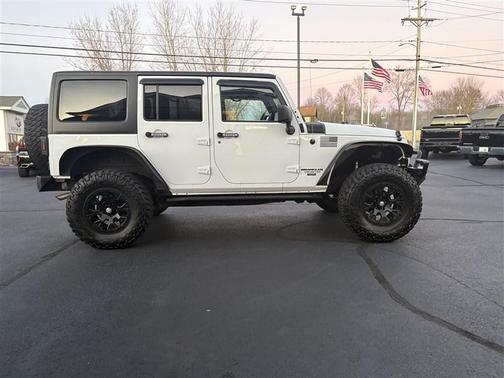2017 Jeep Wrangler Unlimited Sahara