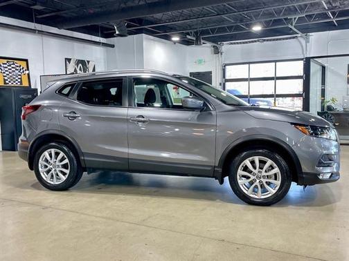 2021 Nissan Rogue Sport SV