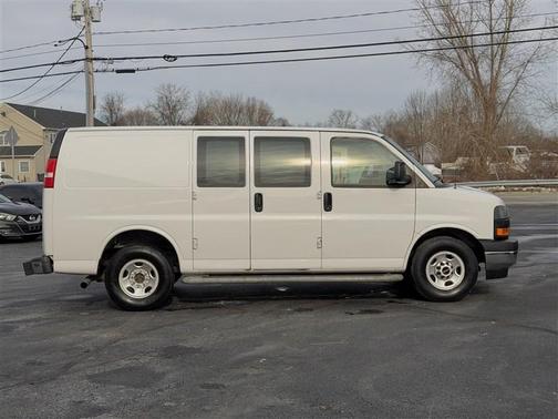 2018 GMC Savana 2500 Work Van