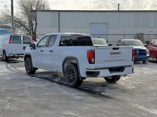 2023 GMC Sierra 1500 Pro
