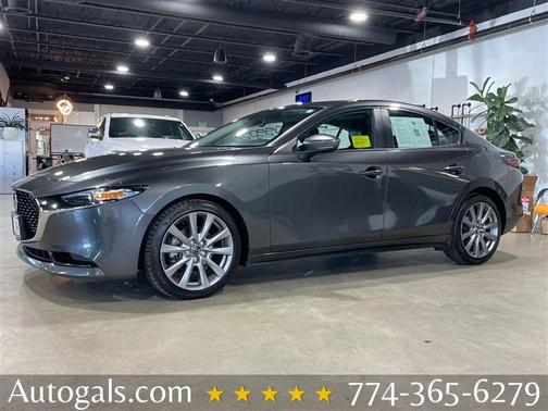 Machine Gray Metallic 2022 Mazda Mazda3 AWD w/Preferred Package