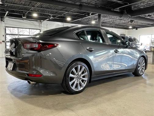 Machine Gray Metallic 2022 Mazda Mazda3 AWD w/Preferred Package