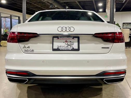 2023 Audi A4 45 S line Premium Plus